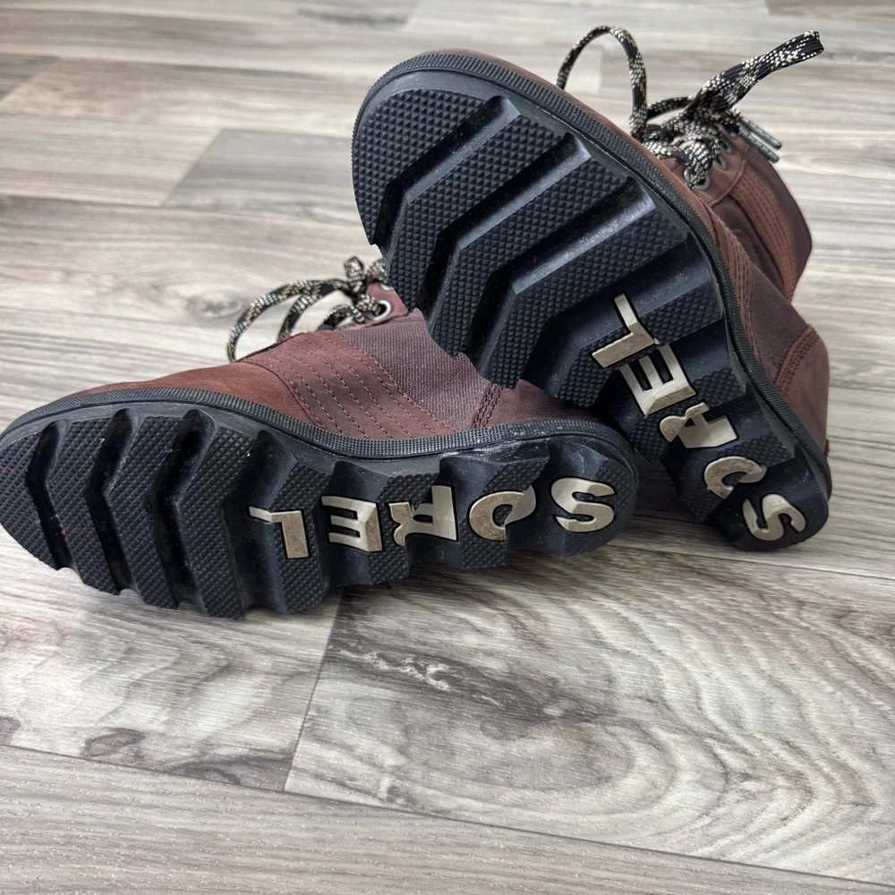 Sorel Women's Lexie Wedge Boots in Cattail Brown Leather Size 7.5